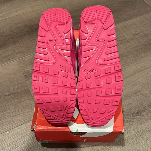 Air Max 90 2007 - Picture 2 of 3